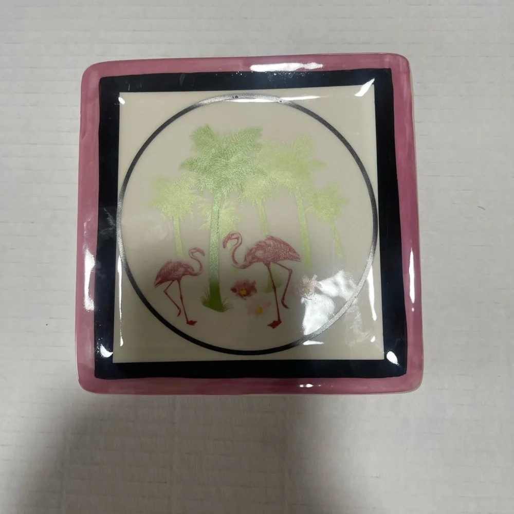 NWT Las Vegas Flamingo Ceramic Decorative Plaque.‎
